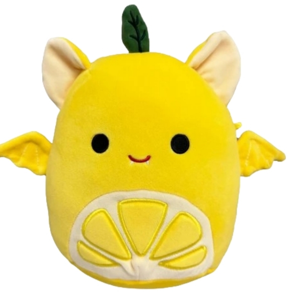 Yalitza the Lemon Fruit Bat 5" Squishmallow NEW WITH TAGS - Picture 2 of 6
